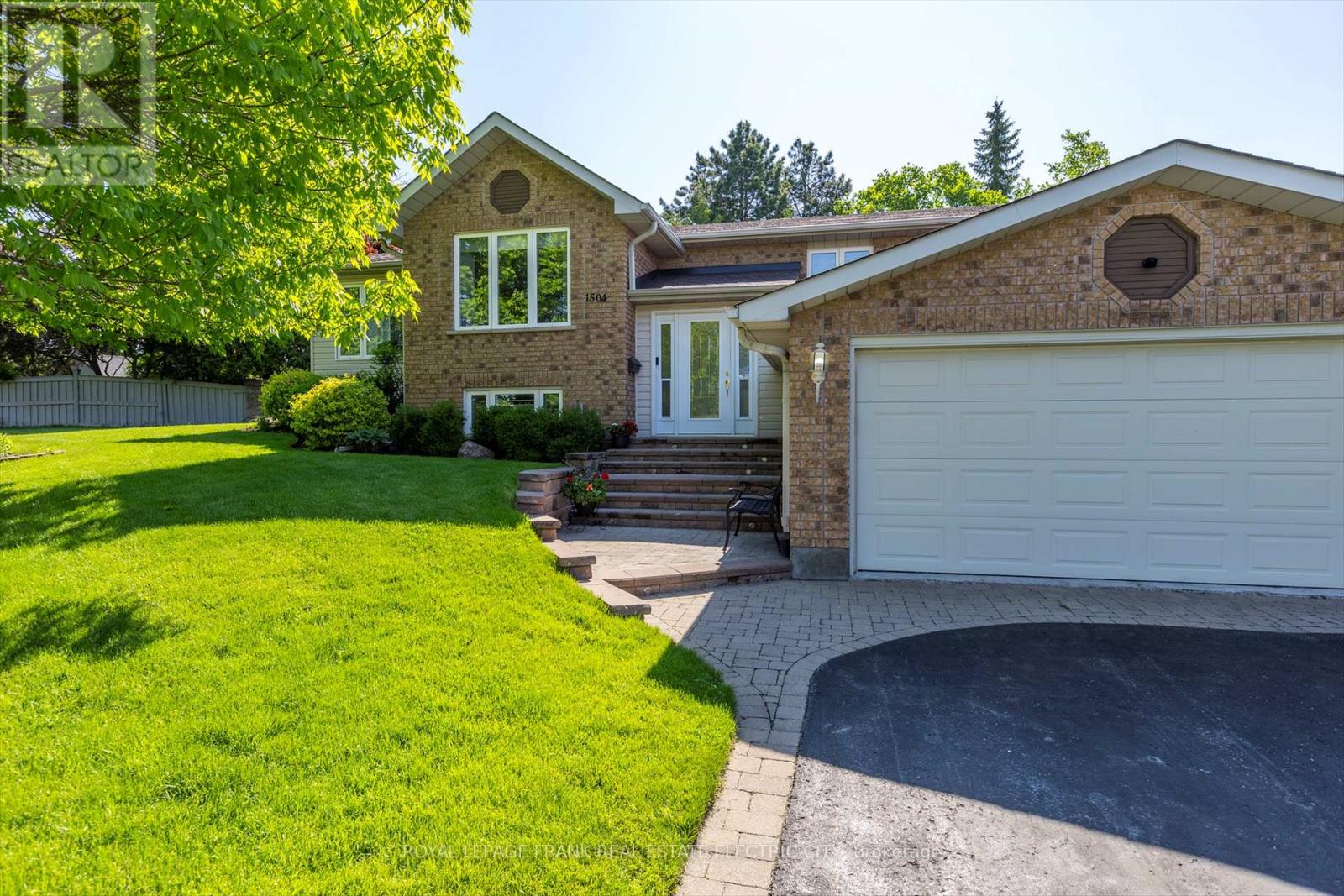 1504 Hetherington Drive, Peterborough North (University Heights), Ontario  K9L 1Y7 - Photo 2 - X12231723