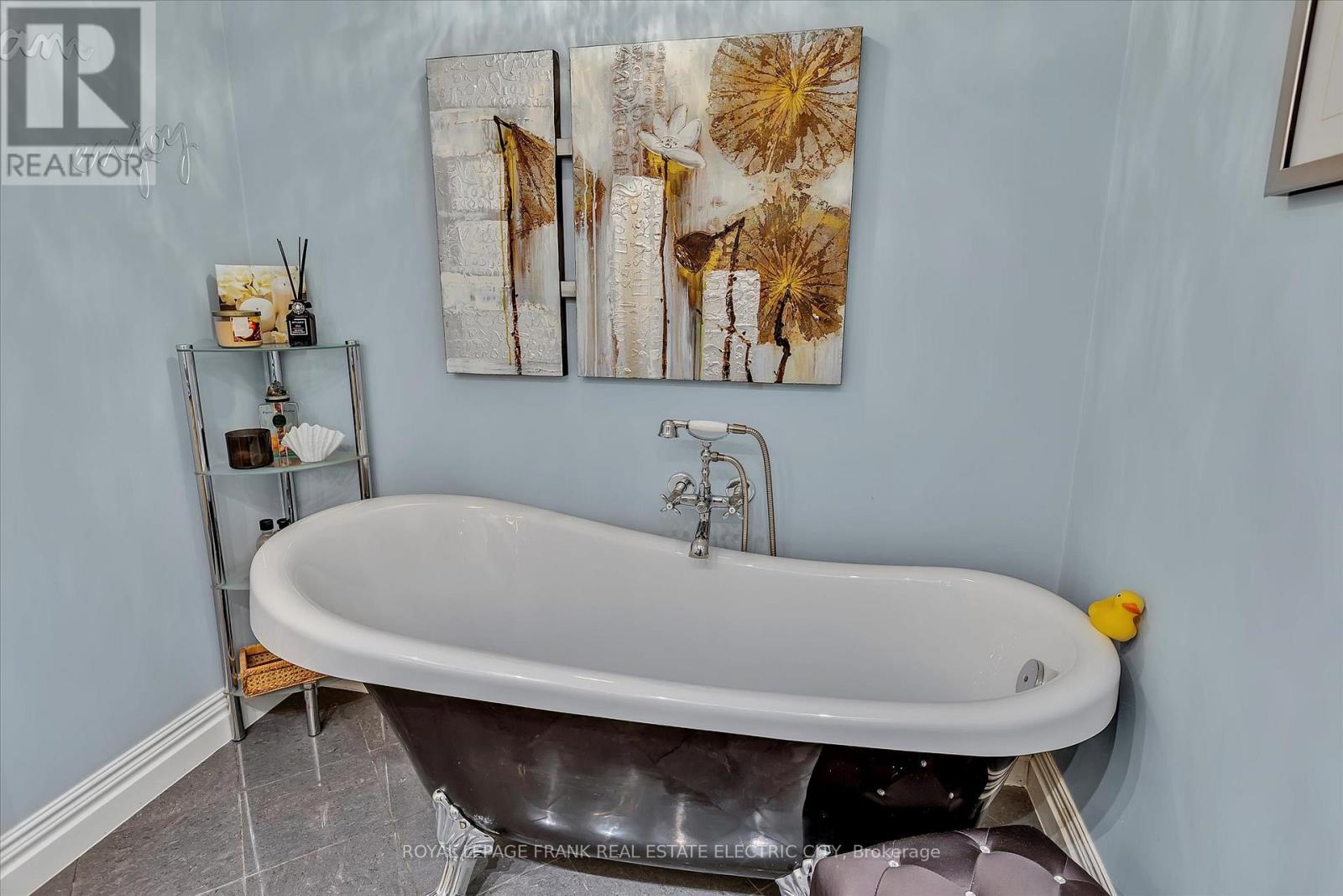 1504 Hetherington Drive, Peterborough North (University Heights), Ontario  K9L 1Y7 - Photo 25 - X12231723