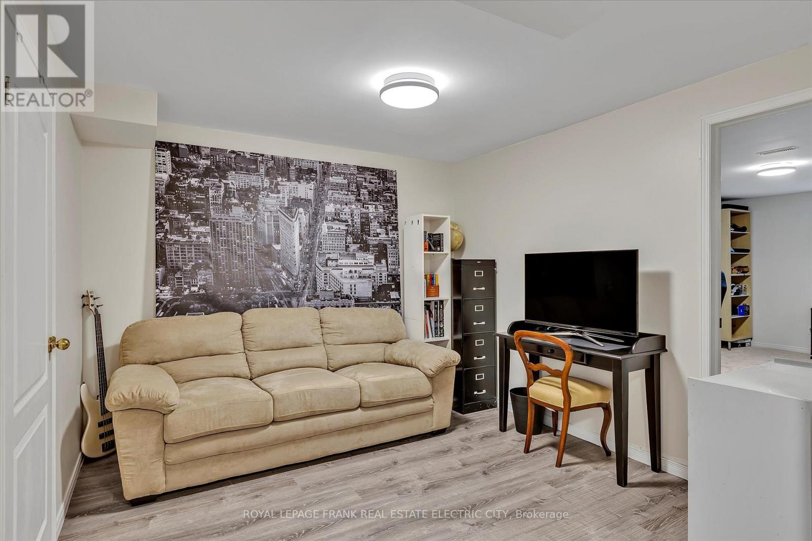 1504 Hetherington Drive, Peterborough North (University Heights), Ontario  K9L 1Y7 - Photo 31 - X12231723