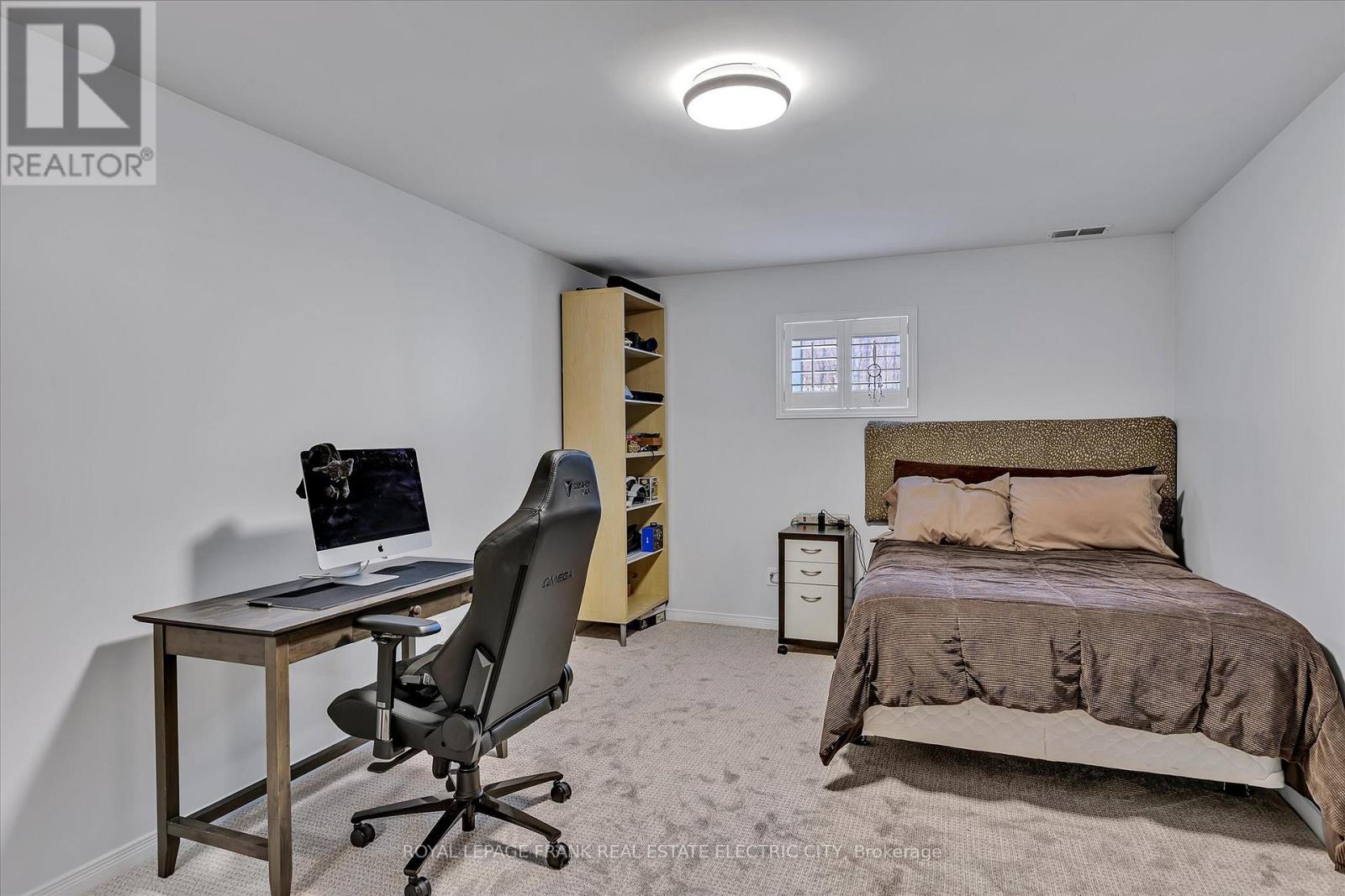 1504 Hetherington Drive, Peterborough North (University Heights), Ontario  K9L 1Y7 - Photo 32 - X12231723