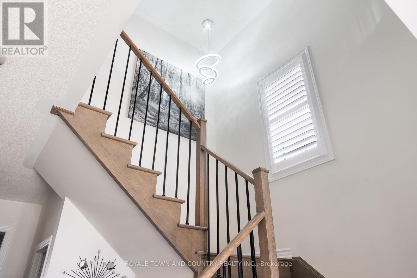 29 Hennessey Crescent, Kawartha Lakes (Lindsay), Ontario  K9V 0P3 - Photo 20 - X12231797