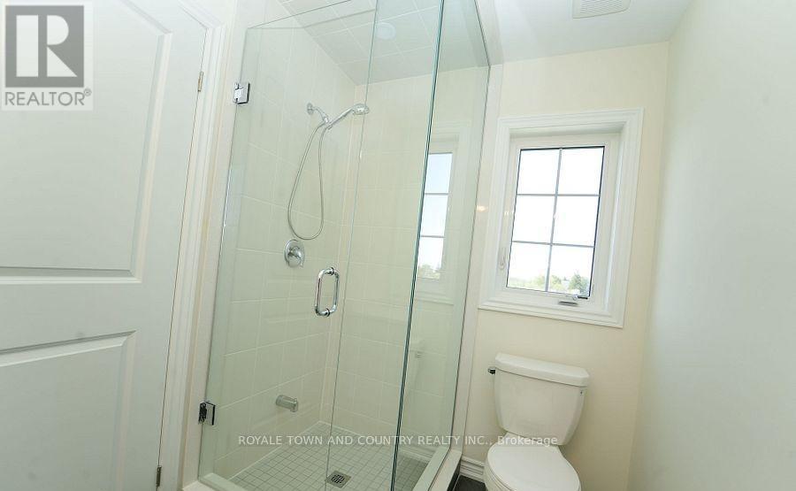 29 Hennessey Crescent, Kawartha Lakes (Lindsay), Ontario  K9V 0P3 - Photo 36 - X12231797