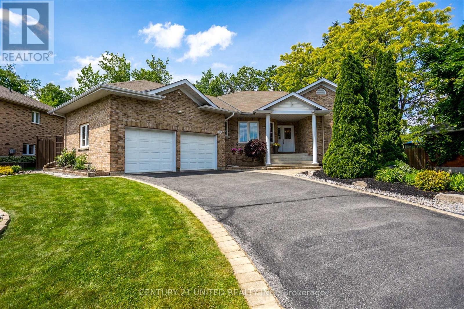 1598 COLLEGE PARK DRIVE, peterborough west (south), Ontario