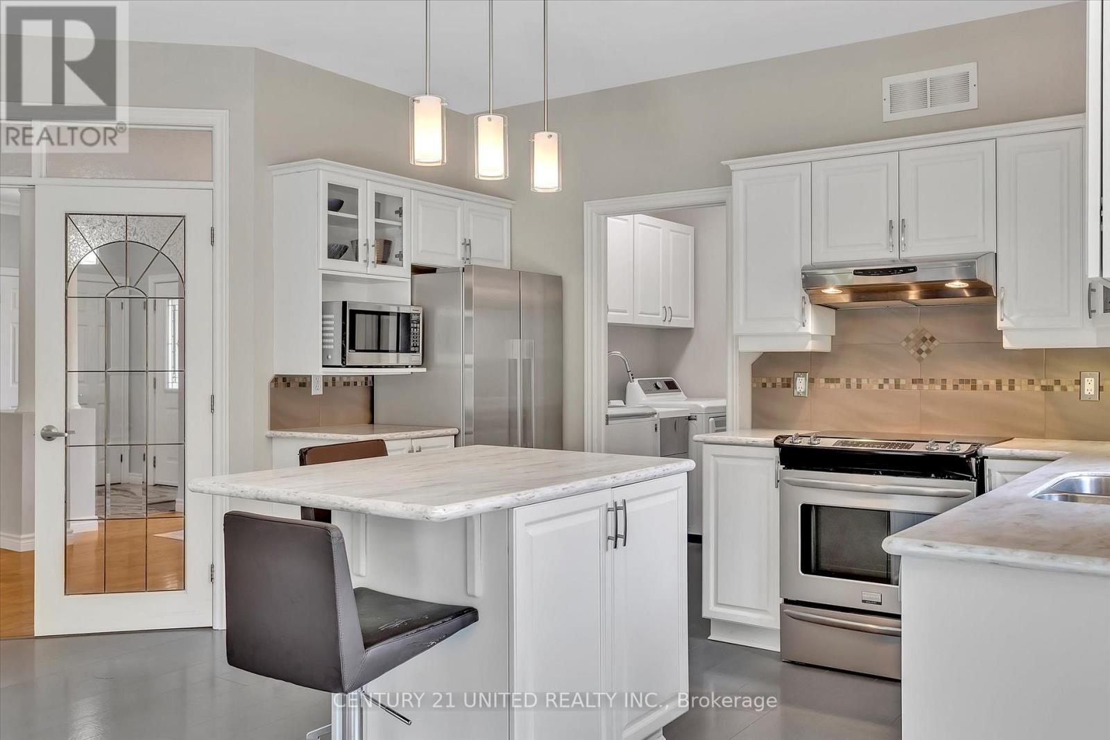 1598 College Park Drive, Peterborough West (South), Ontario  K9K 2G9 - Photo 10 - X12231802