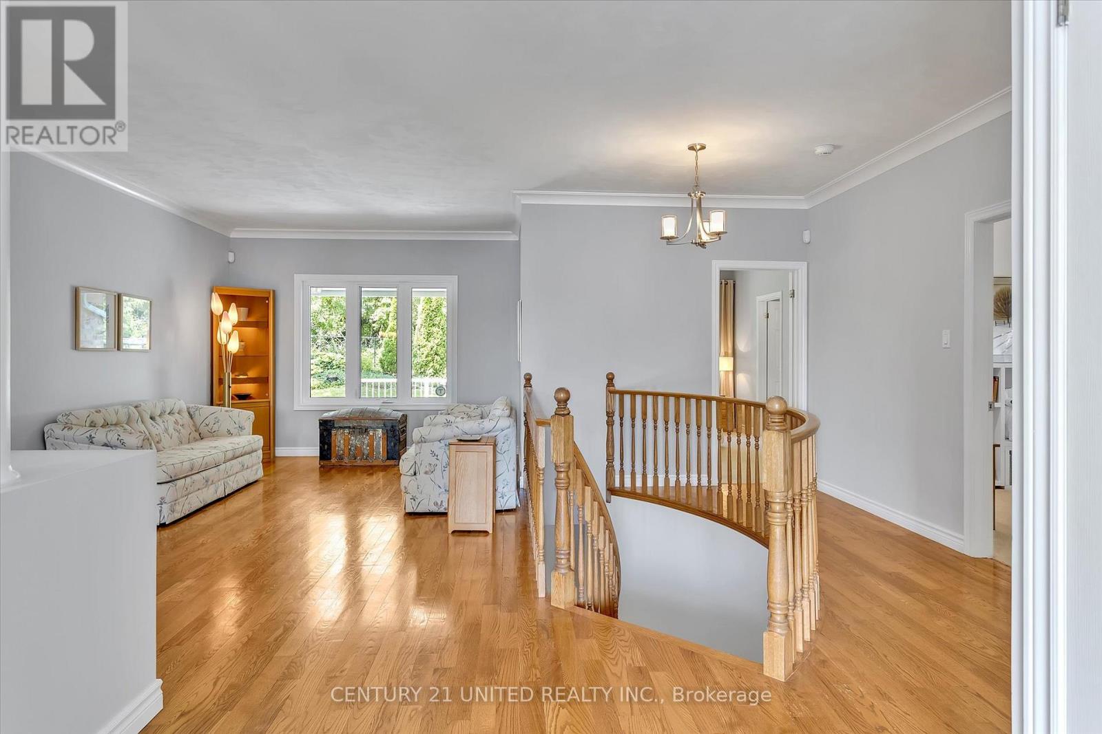 1598 College Park Drive, Peterborough West (South), Ontario  K9K 2G9 - Photo 3 - X12231802