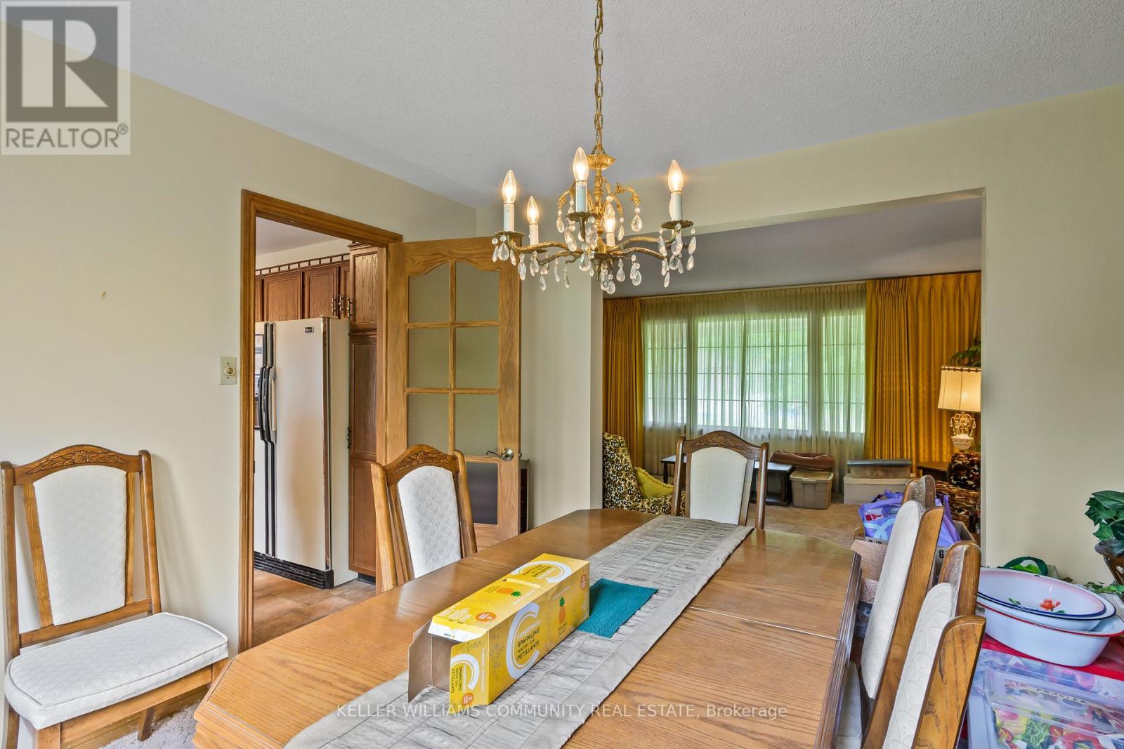 1320 Albertus Avenue, Peterborough Central (Old West End), Ontario  K9J 7S3 - Photo 10 - X12231878