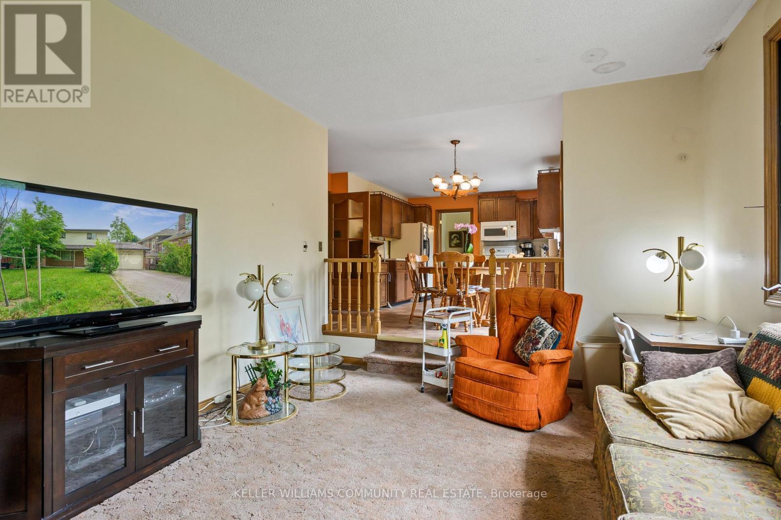 1320 Albertus Avenue, Peterborough Central (Old West End), Ontario  K9J 7S3 - Photo 19 - X12231878