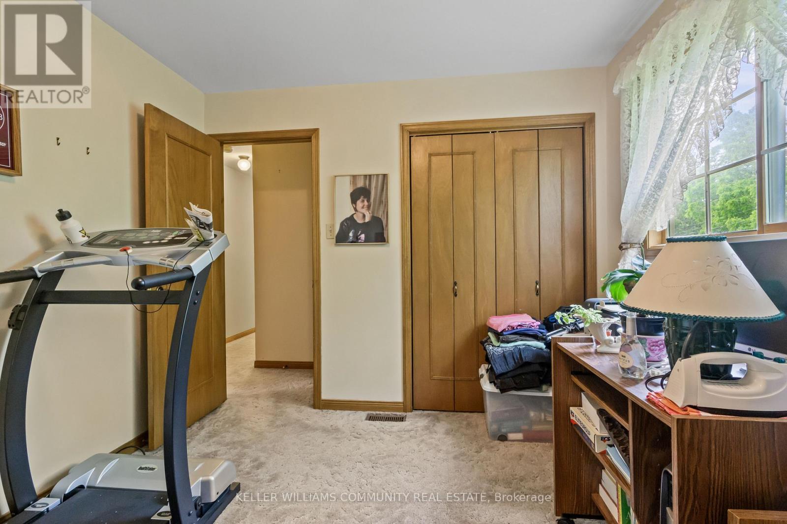 1320 Albertus Avenue, Peterborough Central (Old West End), Ontario  K9J 7S3 - Photo 33 - X12231878