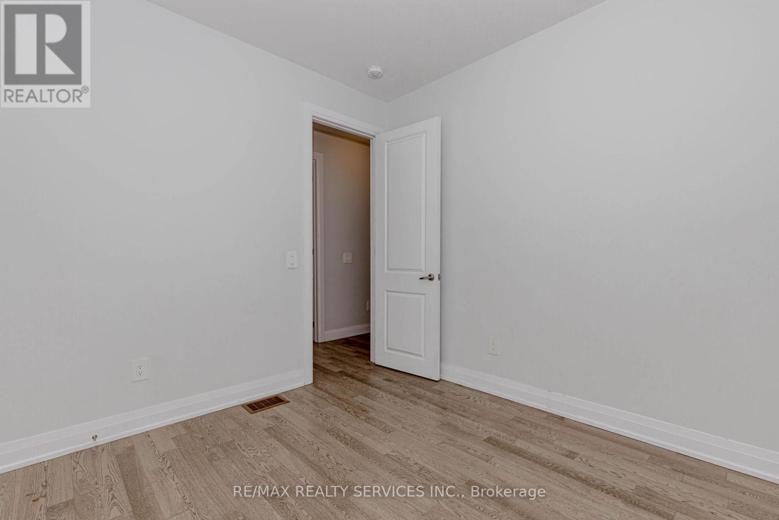 141 St Joseph Road, Kawartha Lakes (Lindsay), Ontario  K9V 0R8 - Photo 23 - X12231634