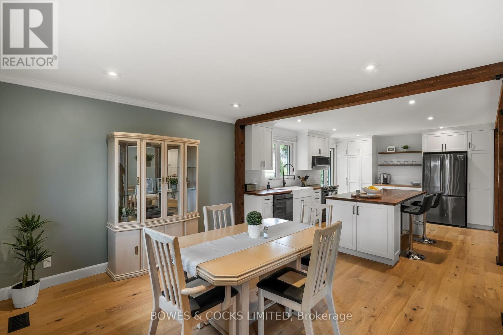 22 Montague Court, Peterborough West (Central), Ontario  K9J 7S1 - Photo 10 - X12232083
