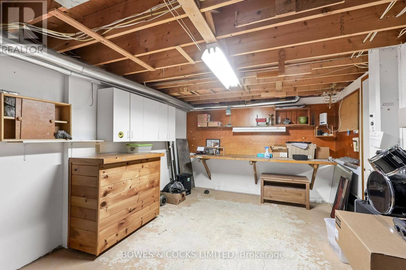 22 Montague Court, Peterborough West (Central), Ontario  K9J 7S1 - Photo 24 - X12232083