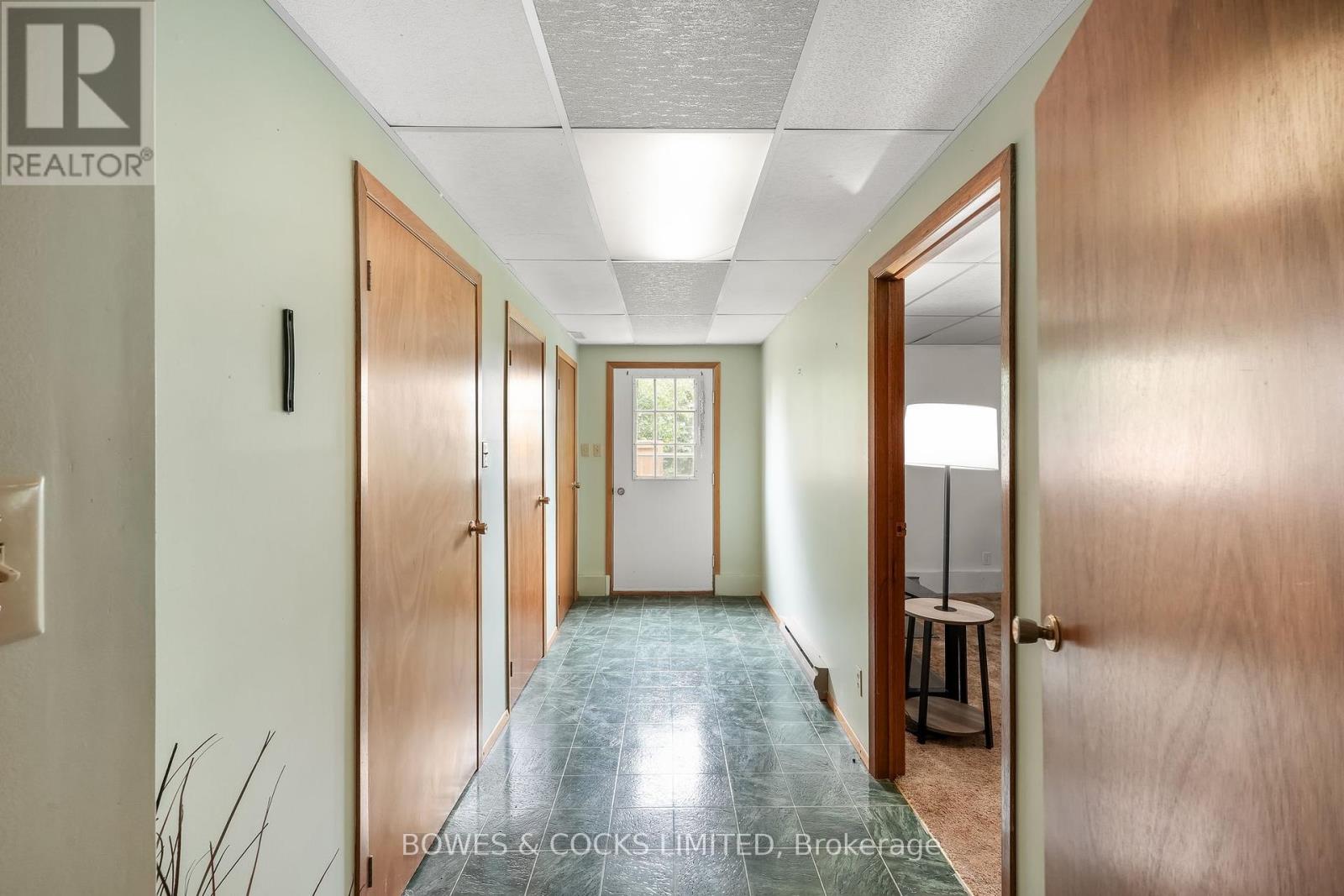 22 Montague Court, Peterborough West (Central), Ontario  K9J 7S1 - Photo 25 - X12232083