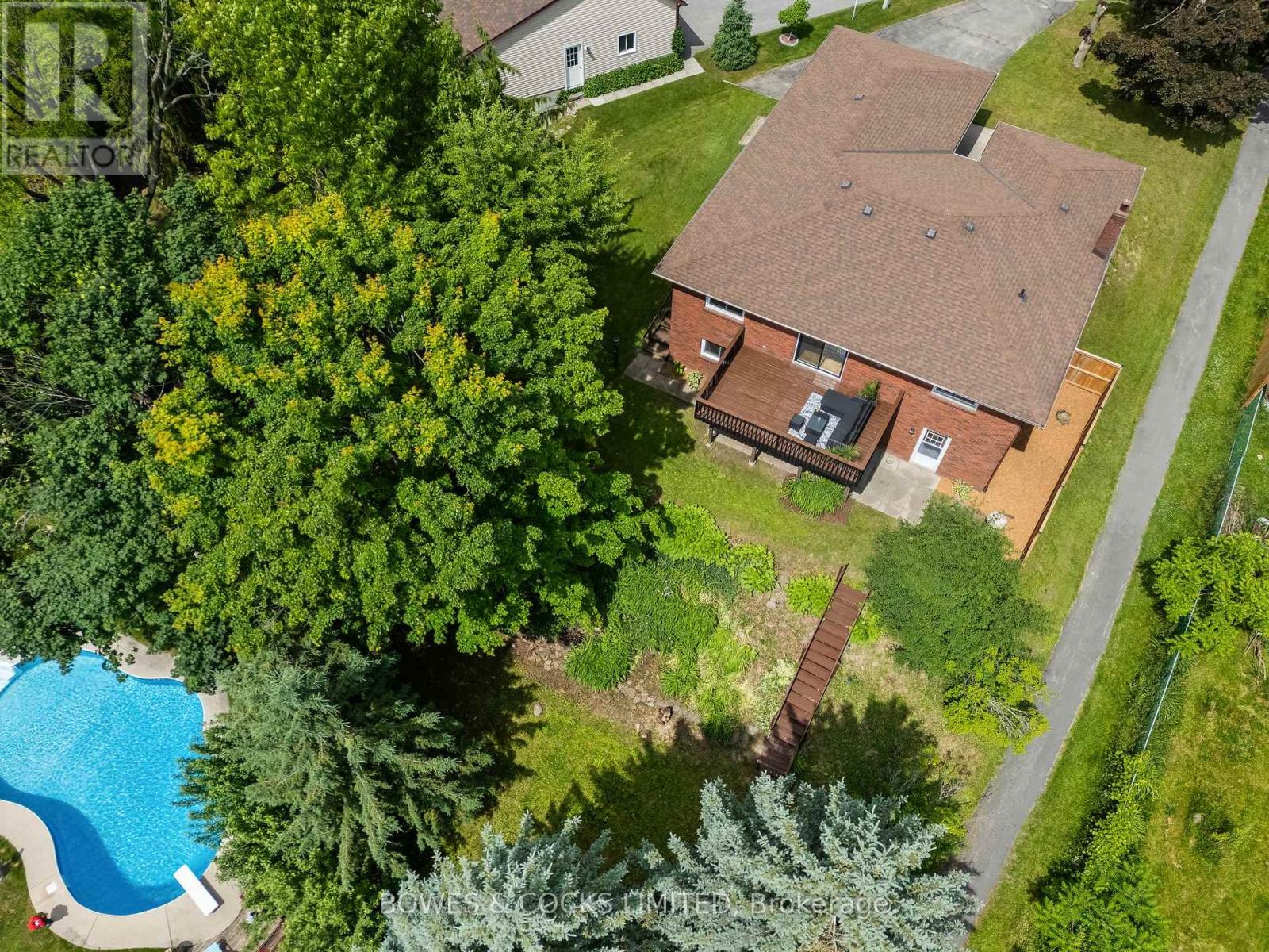 22 Montague Court, Peterborough West (Central), Ontario  K9J 7S1 - Photo 42 - X12232083