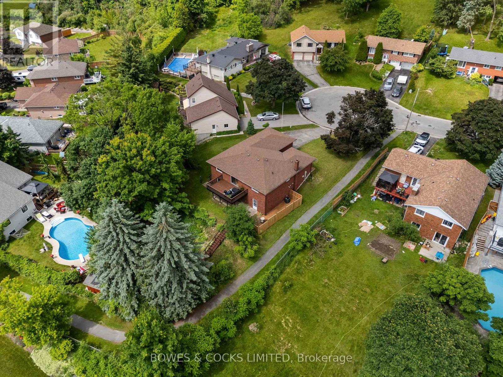 22 Montague Court, Peterborough West (Central), Ontario  K9J 7S1 - Photo 43 - X12232083