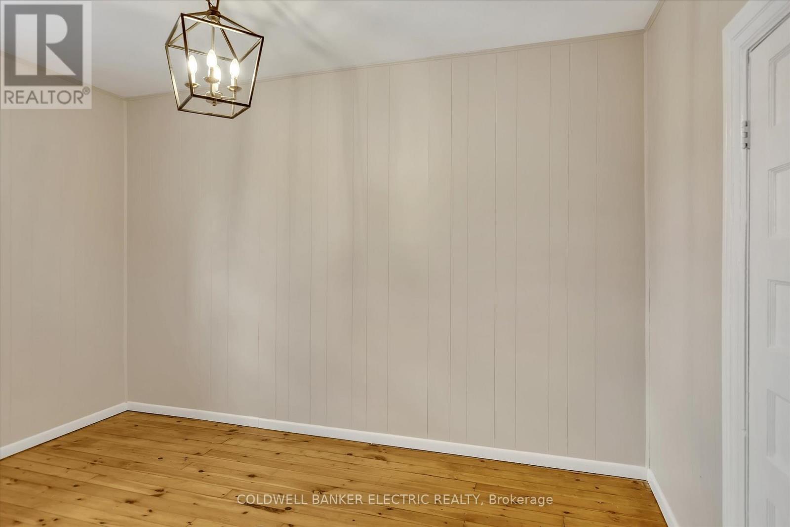 202 Braidwood Avenue, Peterborough South (West), Ontario  K9J 1V1 - Photo 32 - X12232129