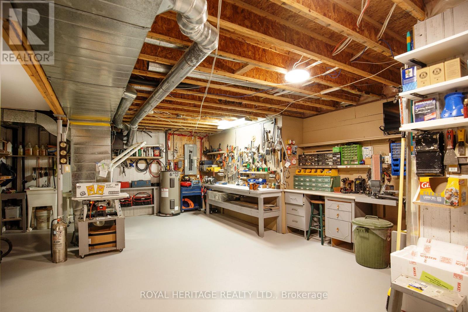 366 William Street N, Kawartha Lakes (Lindsay), Ontario  K9V 5V4 - Photo 28 - X12232266