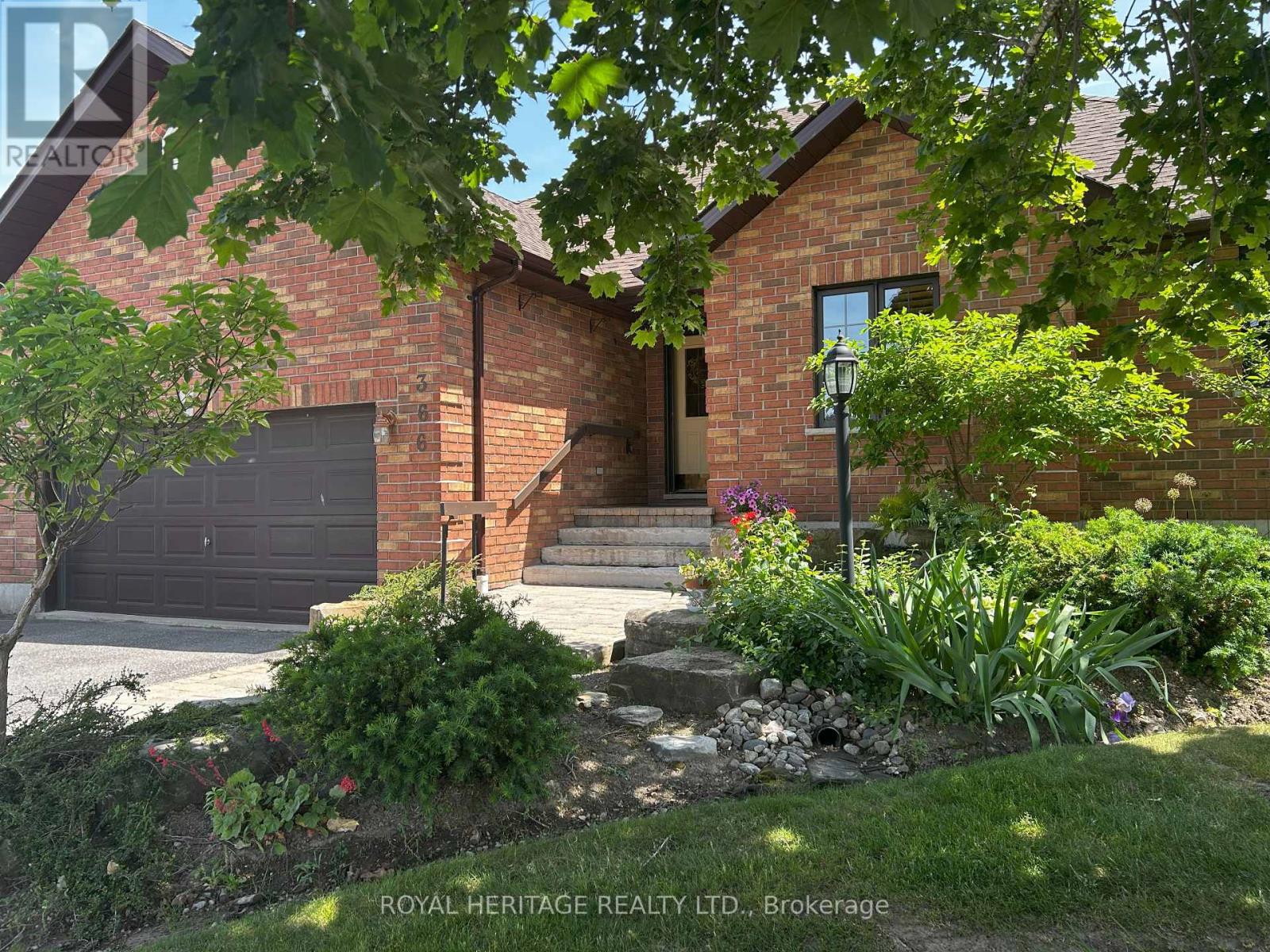 366 William Street N, Kawartha Lakes (Lindsay), Ontario  K9V 5V4 - Photo 3 - X12232266