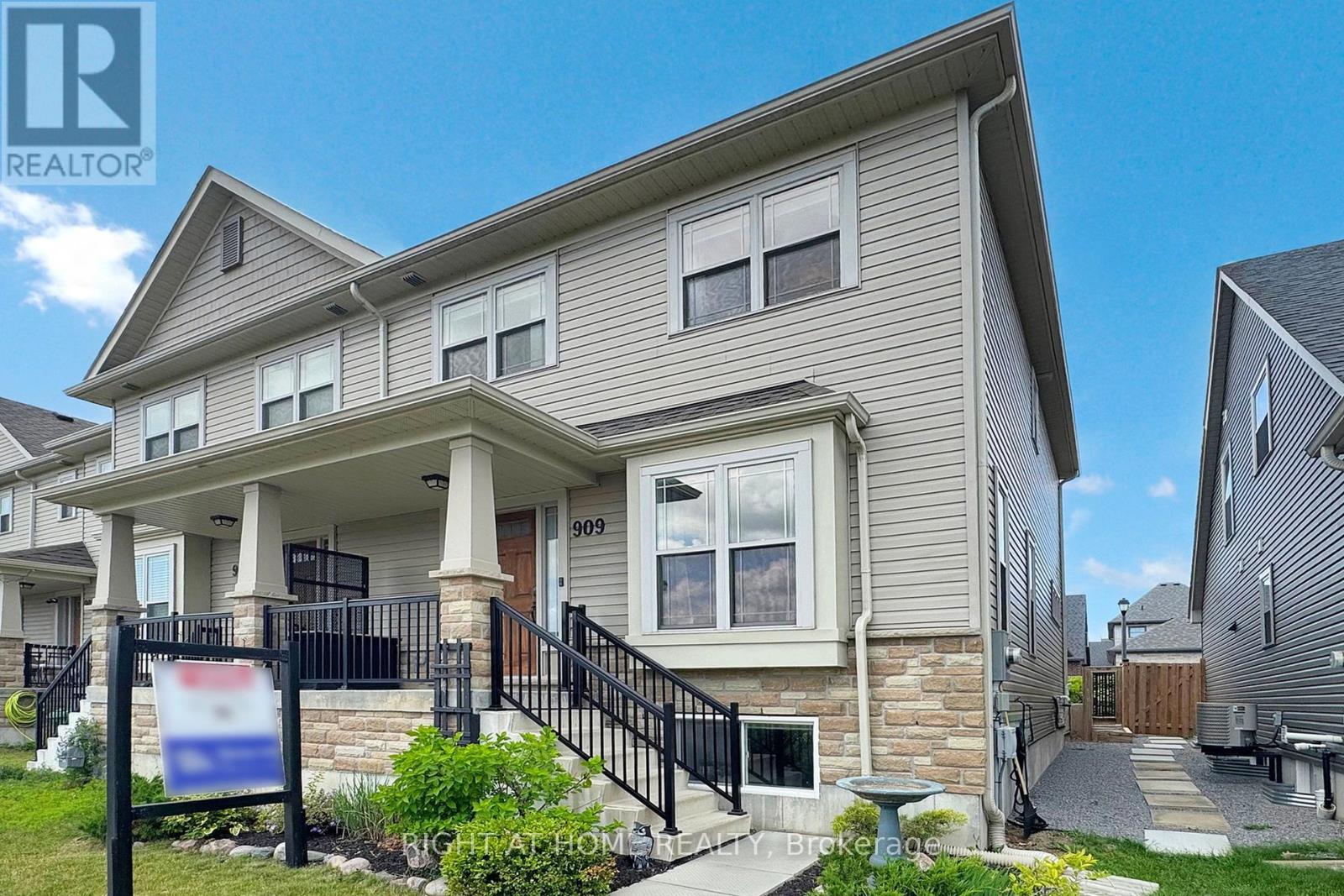909 Broadway Boulevard, Peterborough North (North), Ontario  K9H 0J1 - Photo 2 - X12232140