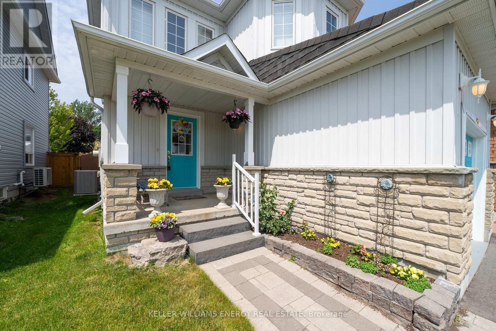 42 Harmer Drive, Clarington (Newcastle), Ontario  L1B 1M5 - Photo 2 - E12232468