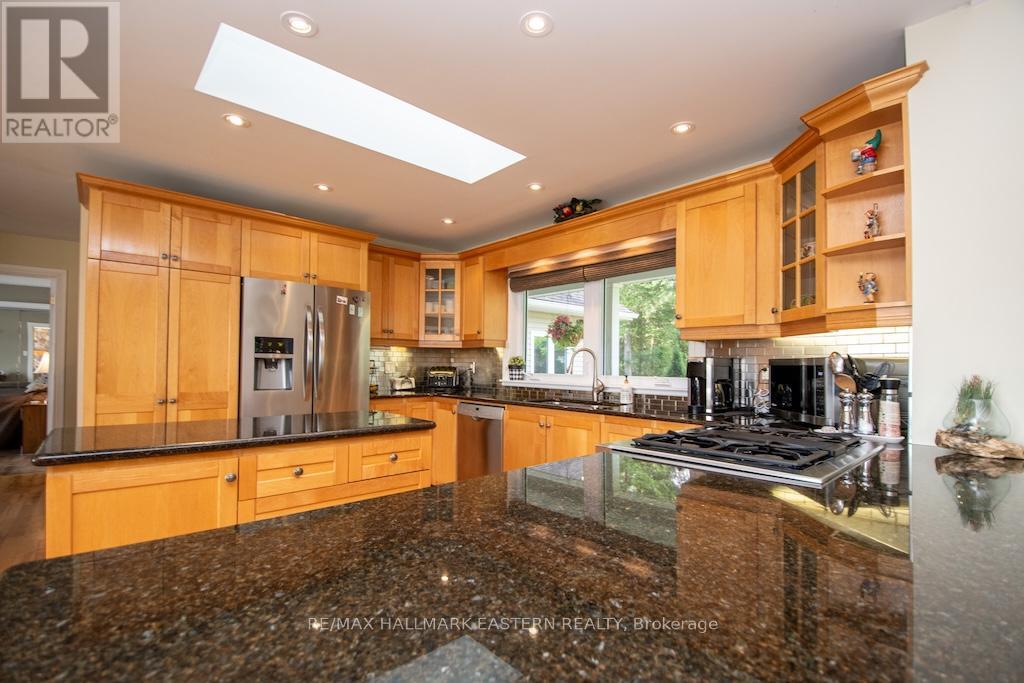 1269 Gail Park Drive, Selwyn, Ontario  K0L 1T0 - Photo 13 - X12232484