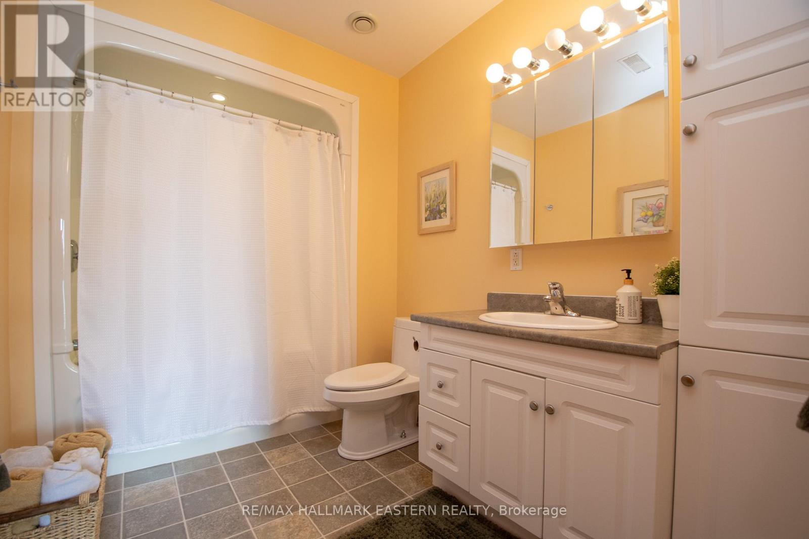 1269 Gail Park Drive, Selwyn, Ontario  K0L 1T0 - Photo 37 - X12232484