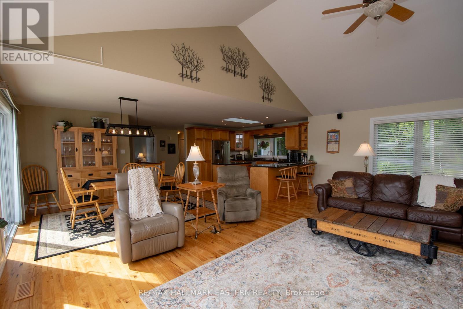 1269 Gail Park Drive, Selwyn, Ontario  K0L 1T0 - Photo 8 - X12232484