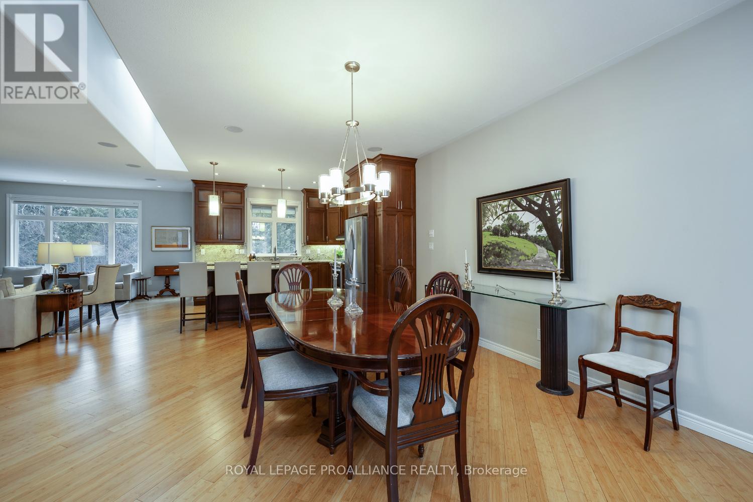 6 - 1020 Parkhill Road W, Peterborough West (North), Ontario  K9K 0E1 - Photo 12 - X12232436
