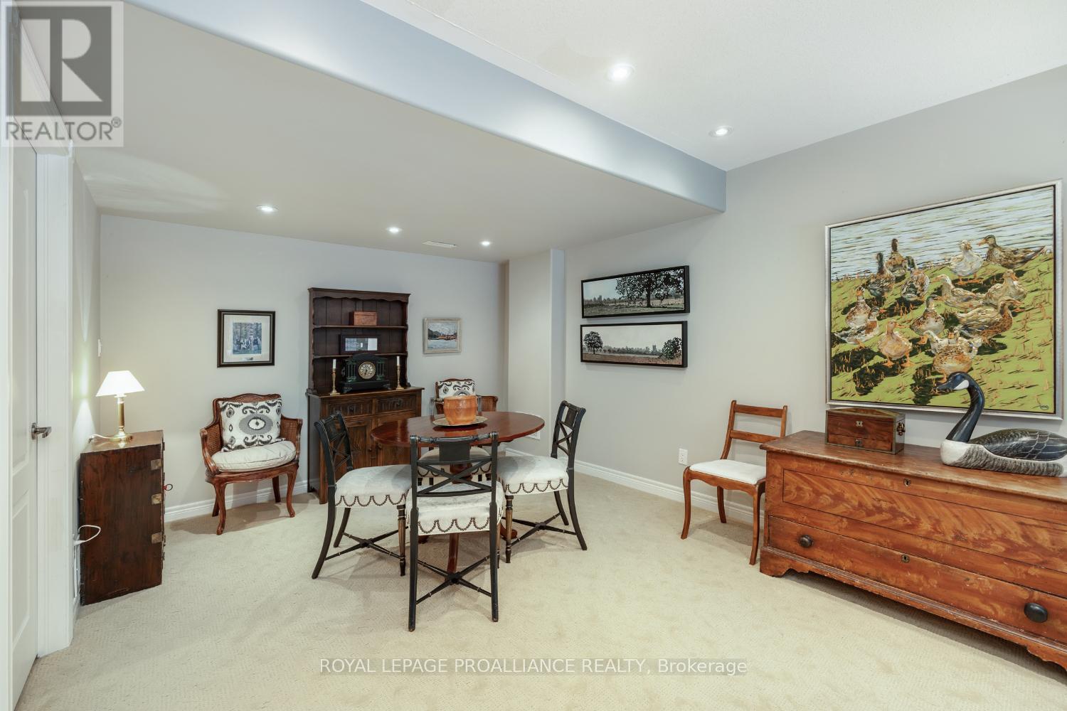 6 - 1020 Parkhill Road W, Peterborough West (North), Ontario  K9K 0E1 - Photo 28 - X12232436