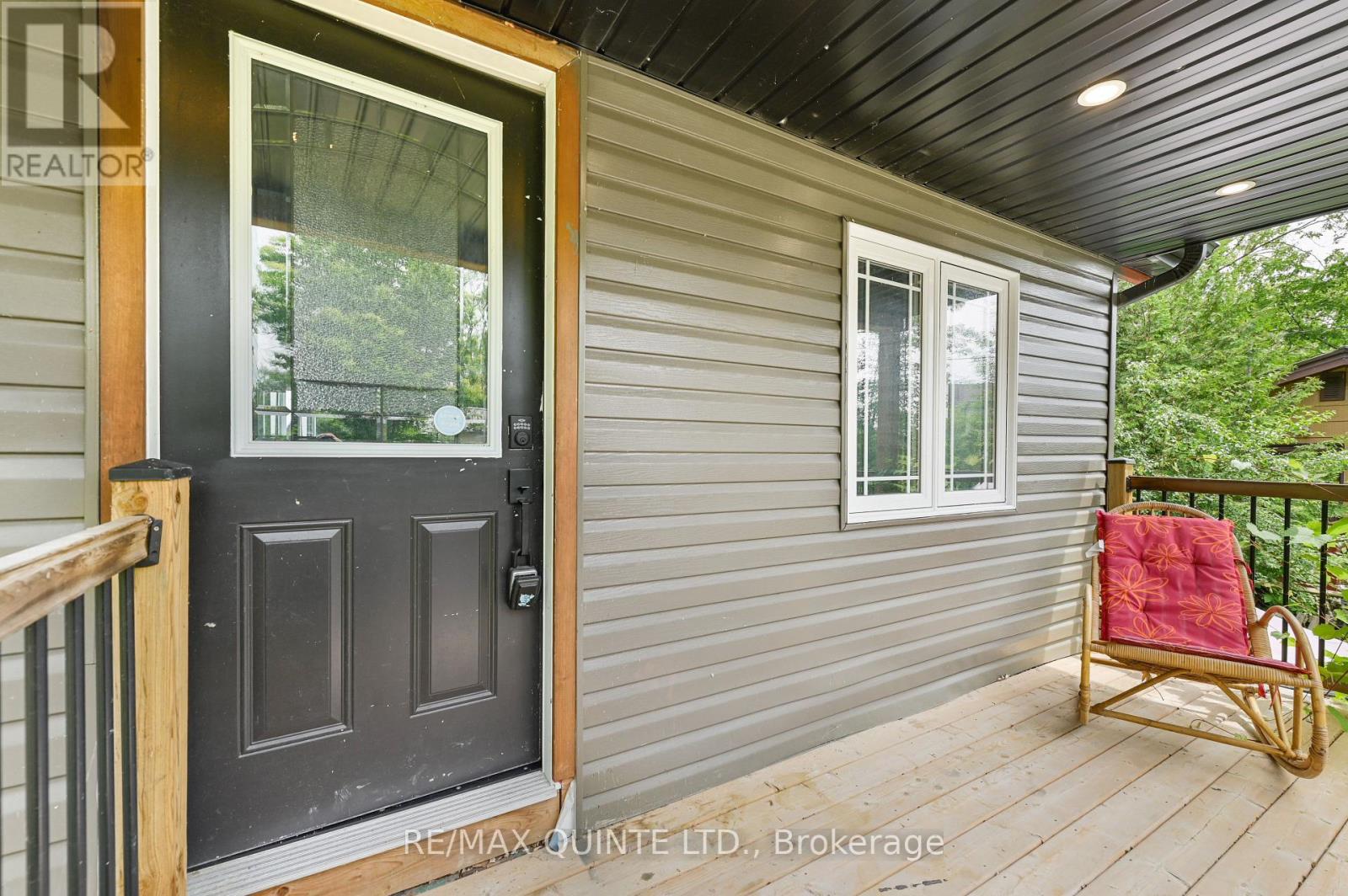 110 Hickory Bay Road, Trent Hills (Campbellford), Ontario  K0L 1L0 - Photo 4 - X12232788