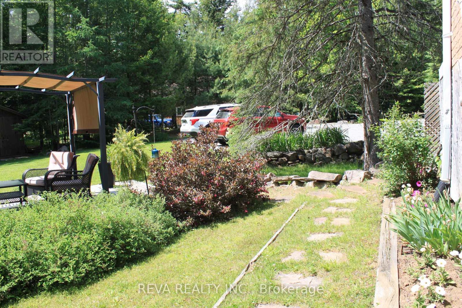 35 Rocky Top Road, Hastings Highlands (Monteagle Ward), Ontario  K0L 1C0 - Photo 24 - X12232885