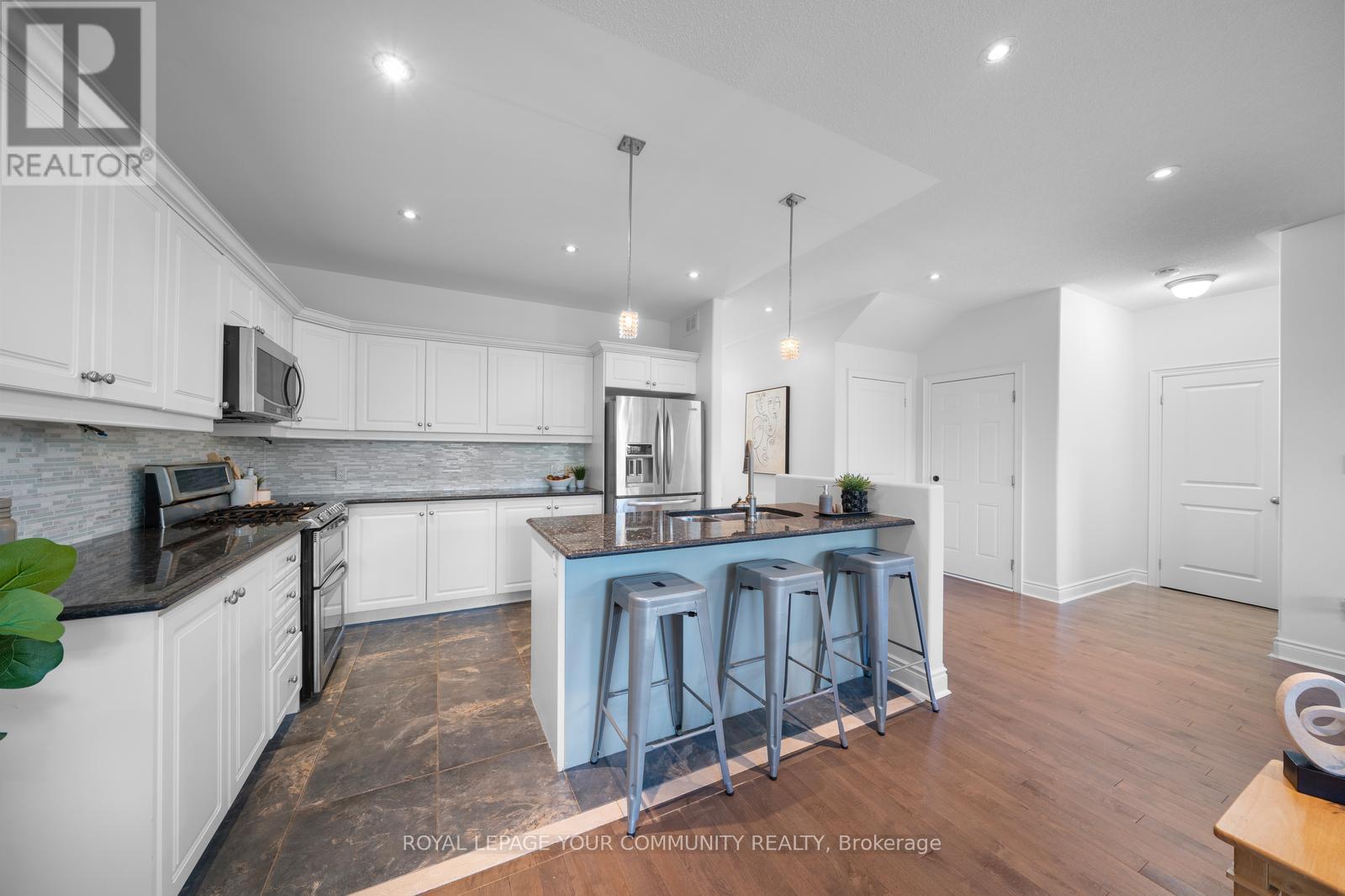 124 Bowen Drive, Peterborough North (North), Ontario  K9H 0B8 - Photo 7 - X12232673