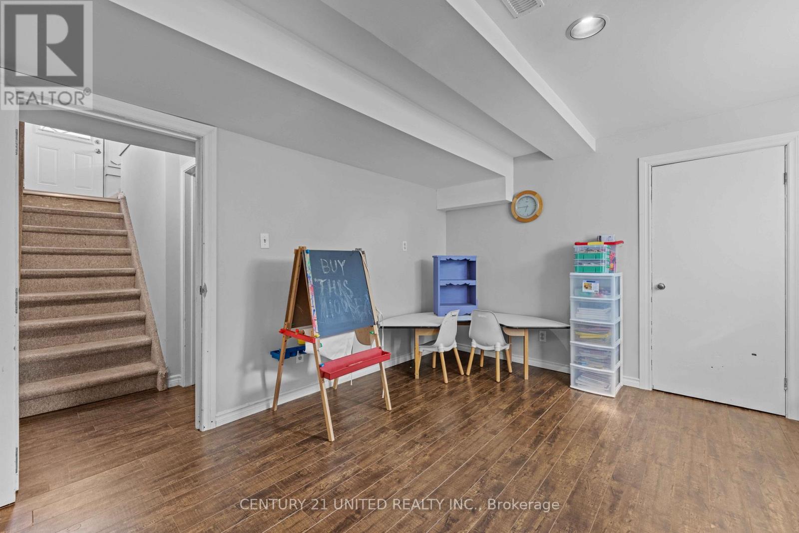 1056 Glebemount Crescent, Peterborough North (Central), Ontario  K9H 6M3 - Photo 18 - X12232902