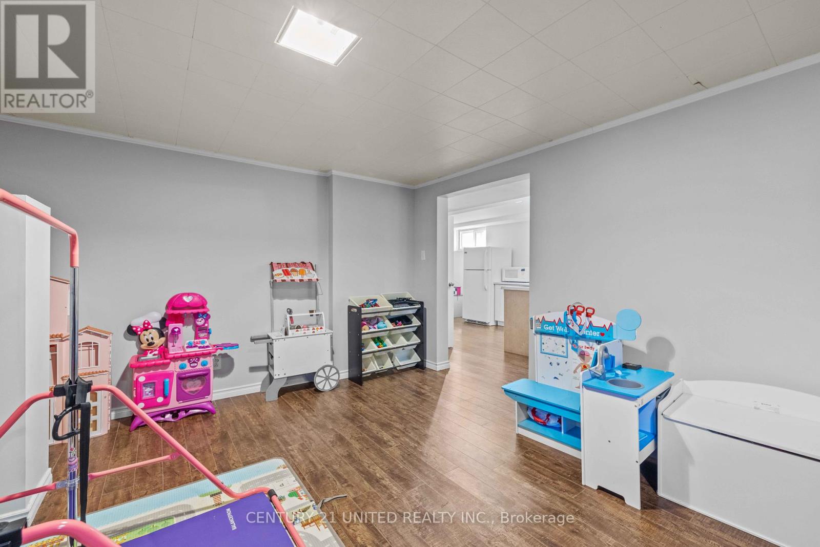 1056 Glebemount Crescent, Peterborough North (Central), Ontario  K9H 6M3 - Photo 22 - X12232902