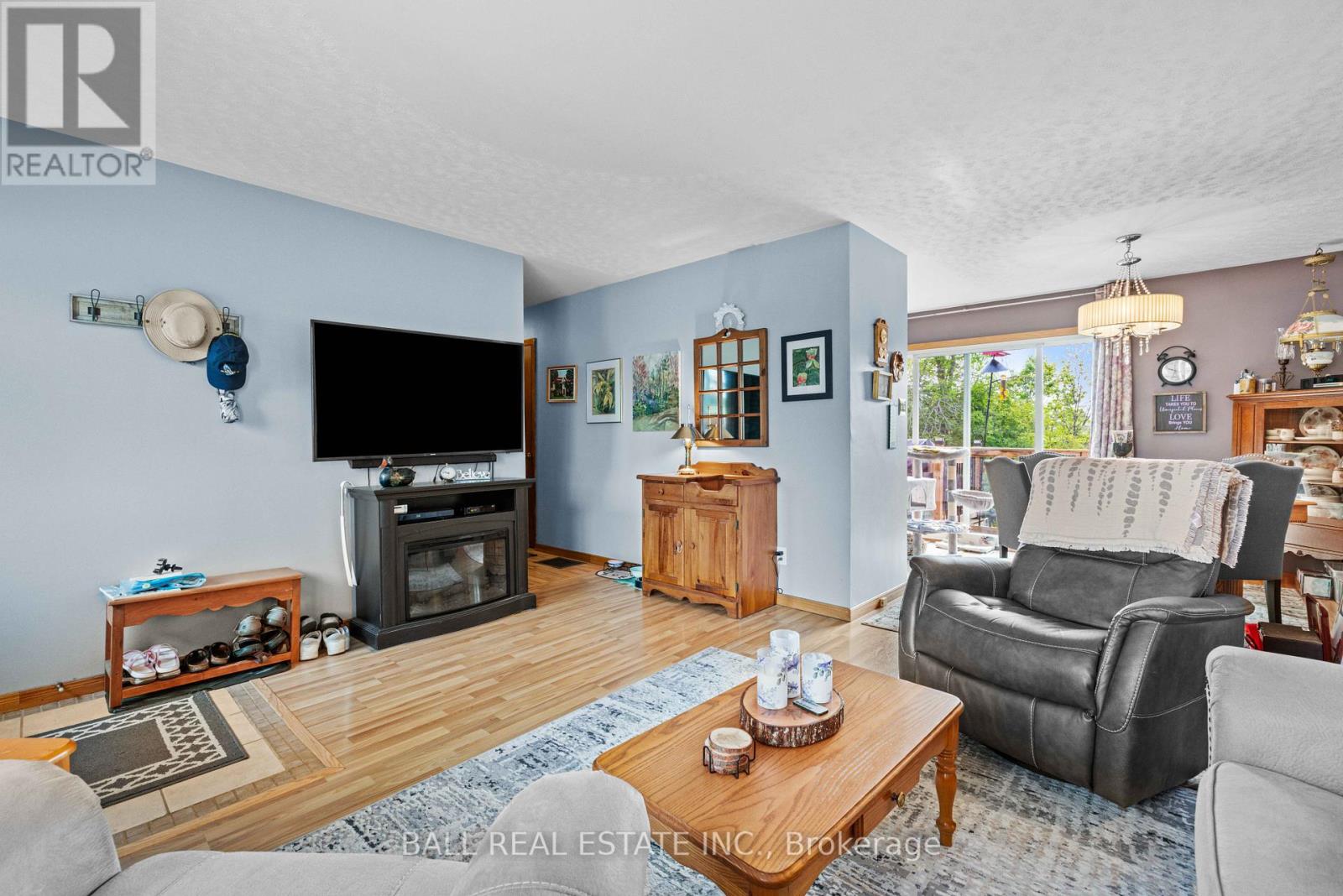 171 Herbert Street, Peterborough North (South), Ontario  K9H 6J1 - Photo 5 - X12232910
