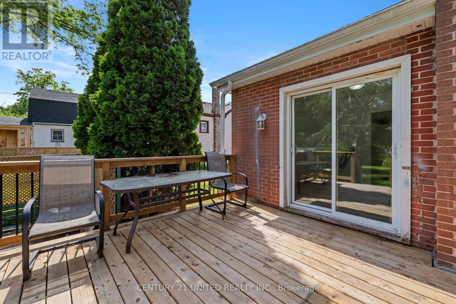 185 Dumble Avenue, Peterborough North (South), Ontario  K9H 5B3 - Photo 28 - X12232994
