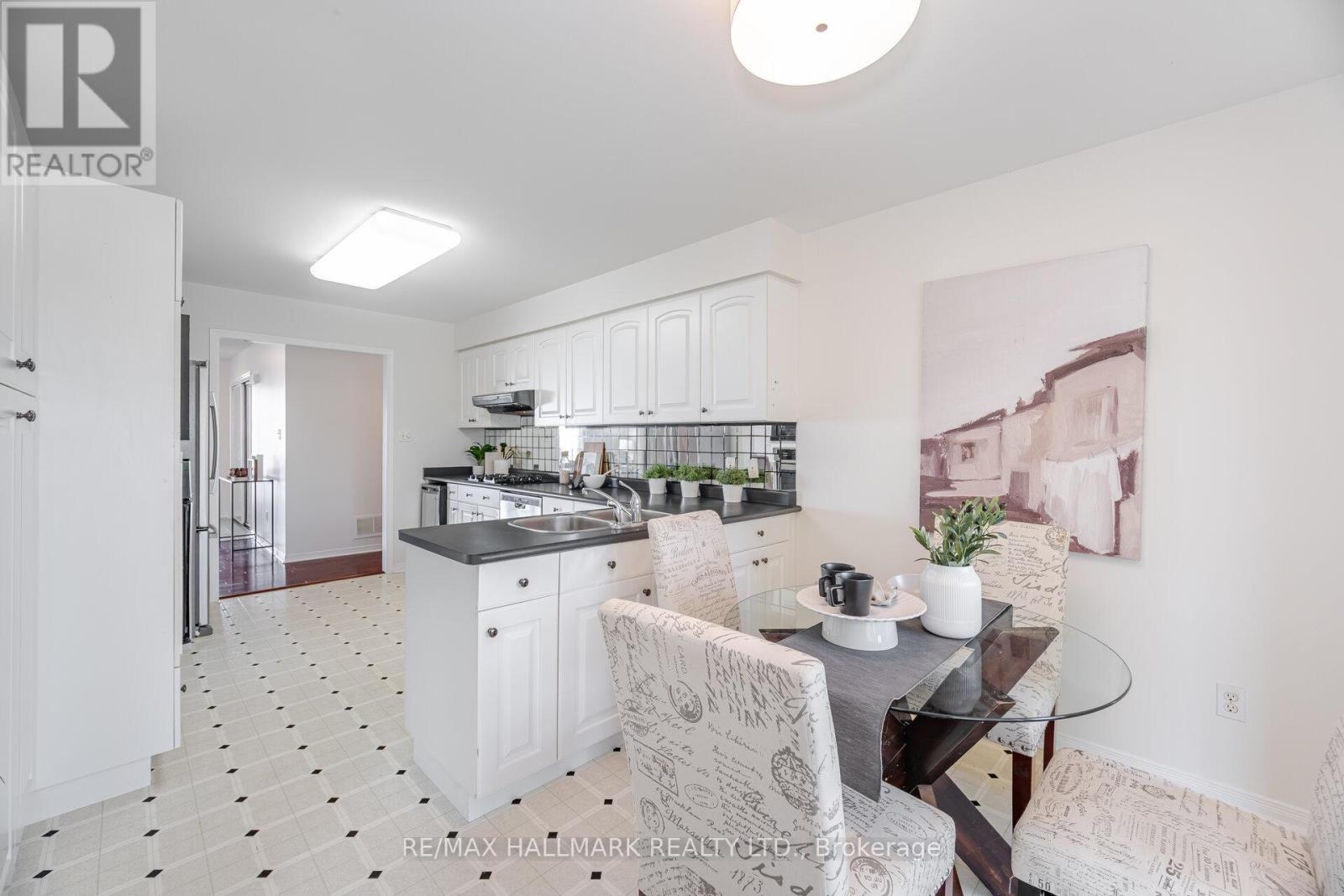 22 Birch Tree Lane, Clarington (Bowmanville), Ontario  L1B 1P2 - Photo 14 - E12232758