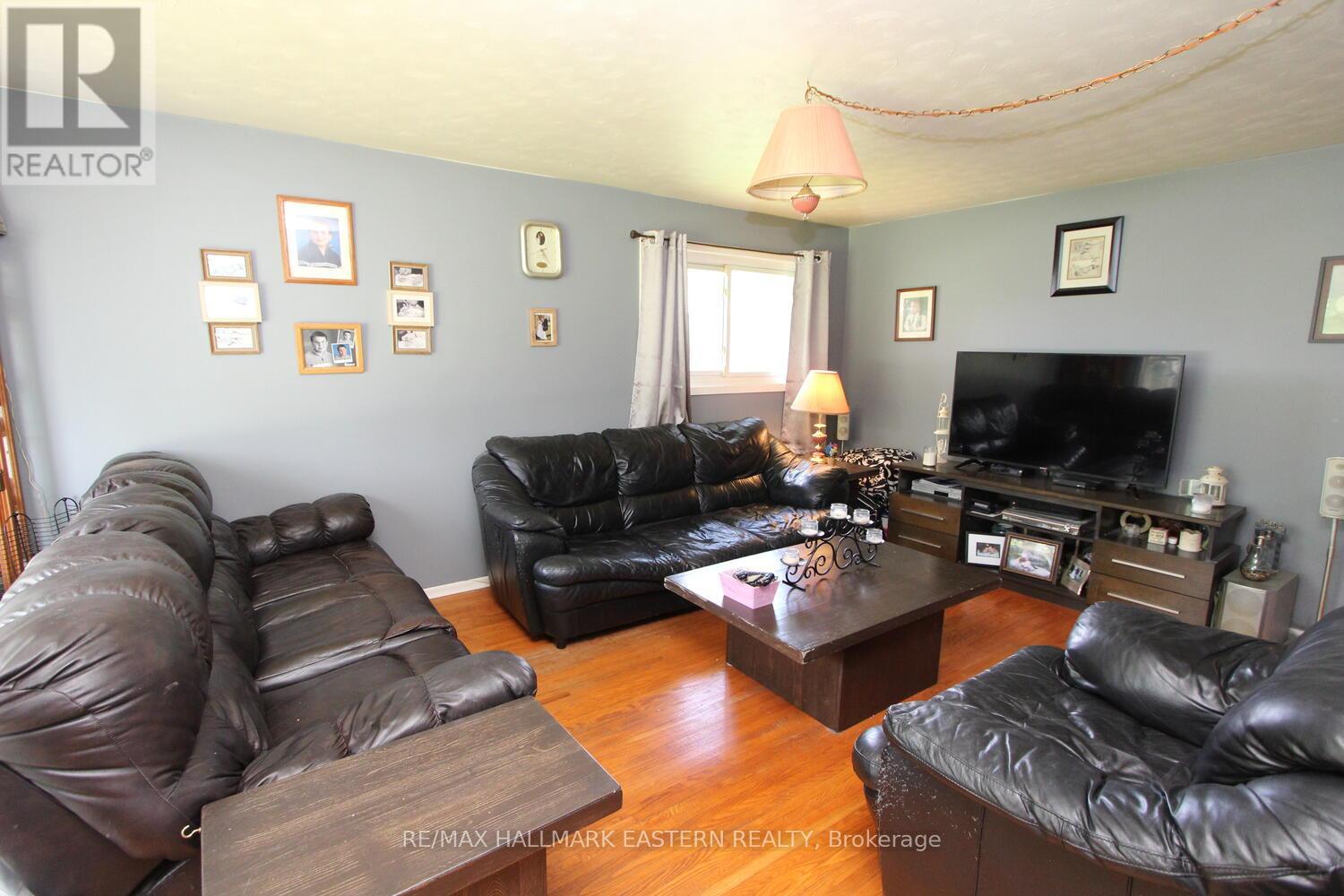 16 William Street, Havelock-Belmont-Methuen (Havelock), Ontario  K0L 1Z0 - Photo 12 - X12233084