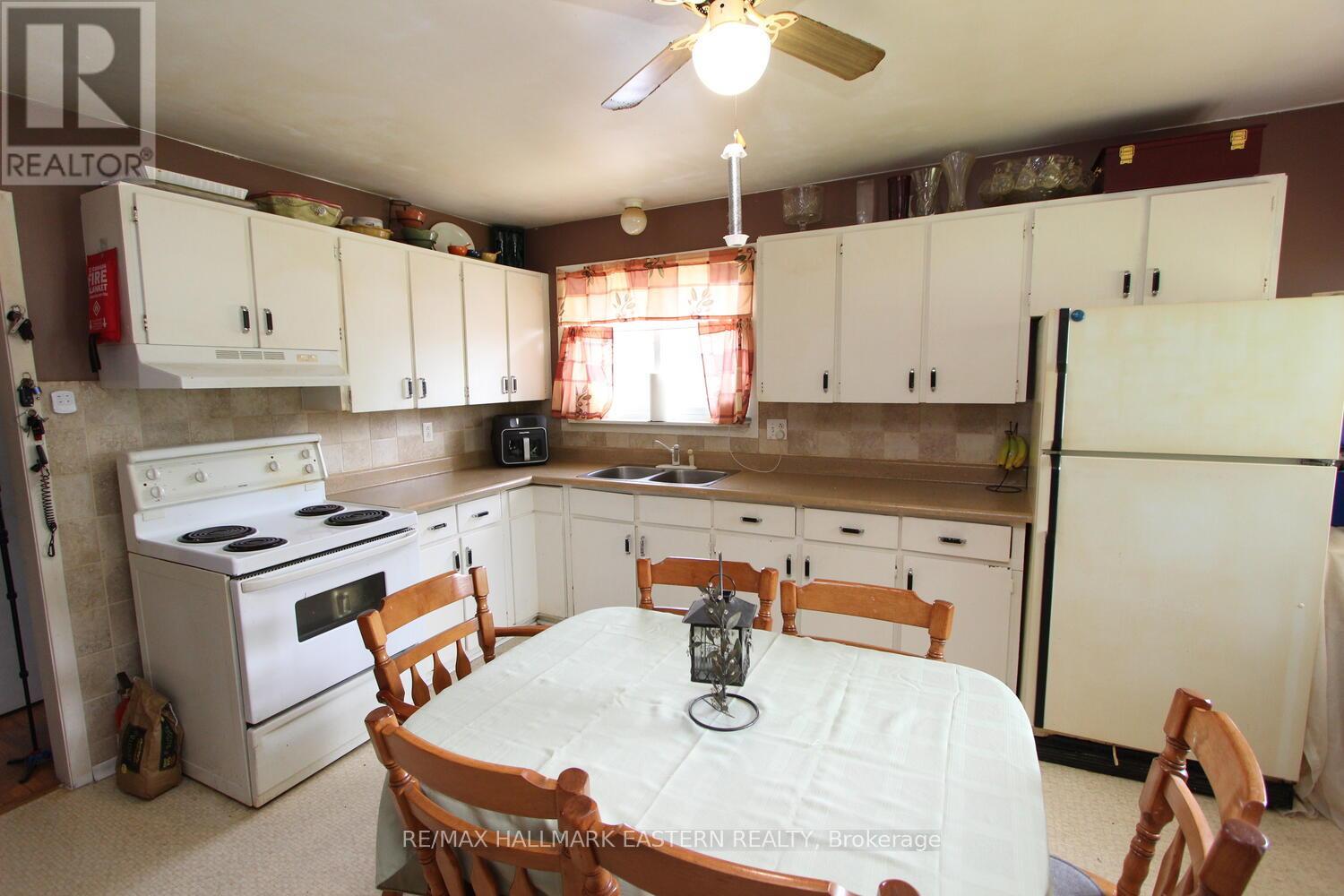 16 William Street, Havelock-Belmont-Methuen (Havelock), Ontario  K0L 1Z0 - Photo 5 - X12233084