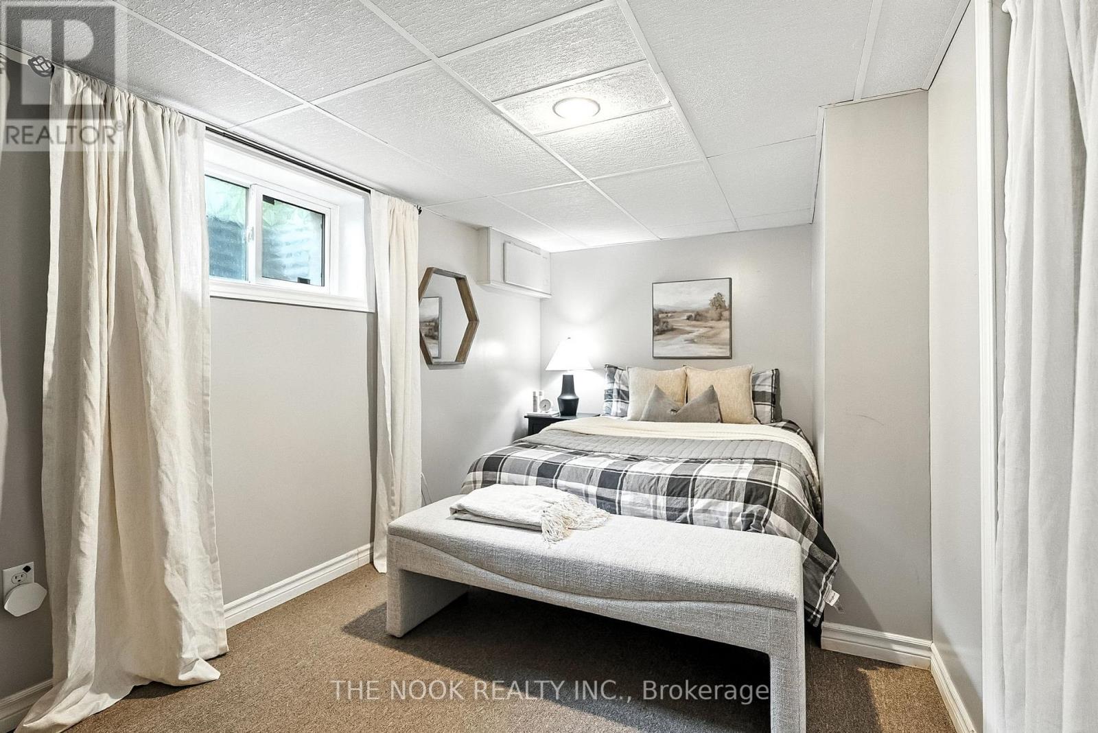 818 Nicholls Street, Peterborough North (South), Ontario  K9H 5T8 - Photo 33 - X12233133