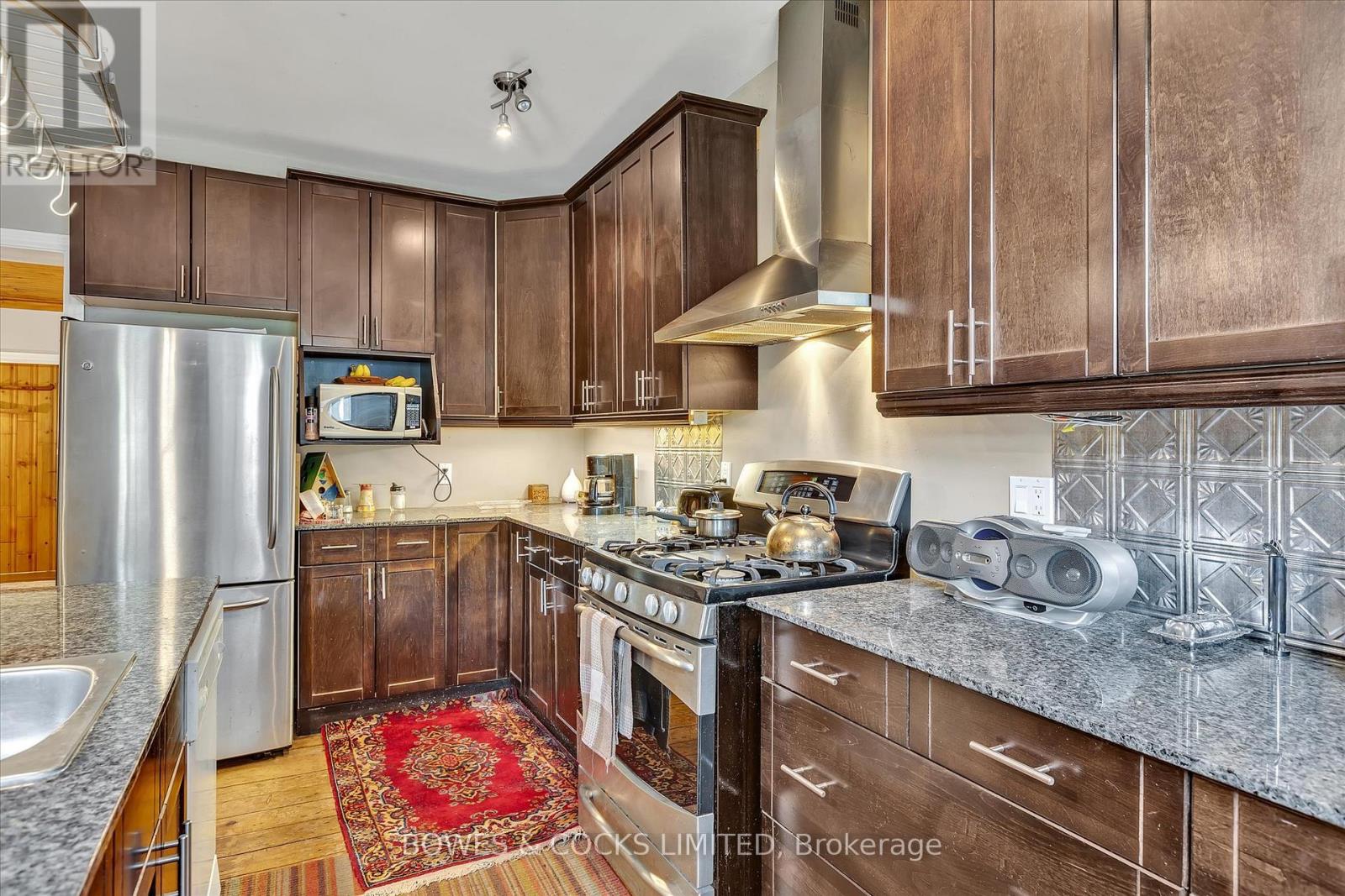344 Mcdonnel Street, Peterborough (Downtown), Ontario  K9H 2X2 - Photo 19 - X12233138