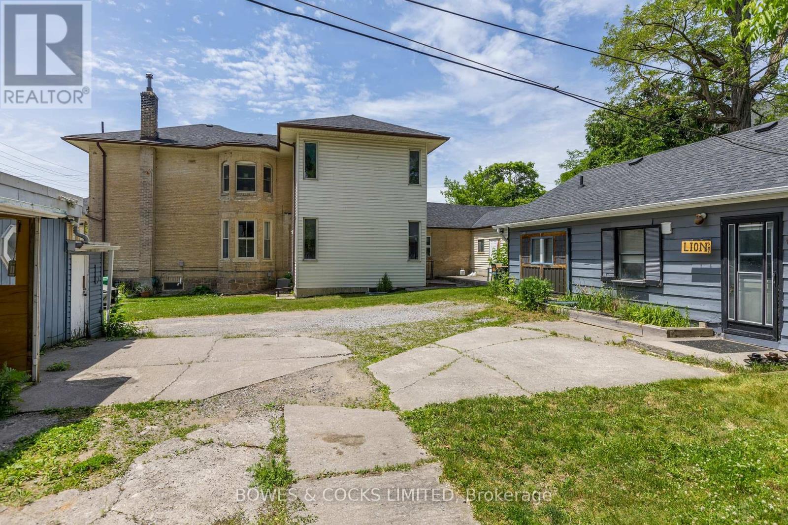 344 Mcdonnel Street, Peterborough (Downtown), Ontario  K9H 2X2 - Photo 46 - X12233138