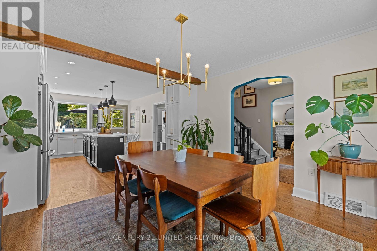1382 Gordon Avenue, Peterborough Central (Old West End), Ontario  K9J 6H4 - Photo 6 - X12233205
