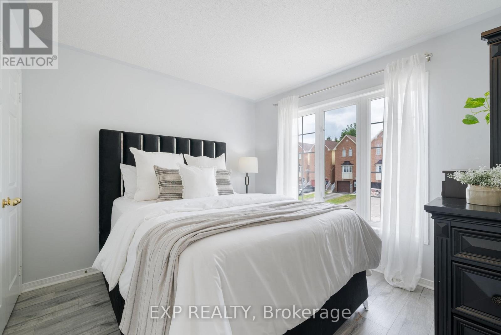 100 Brookside Street, Cavan Monaghan (Millbrook Village), Ontario  L0A 1G0 - Photo 19 - X12233307