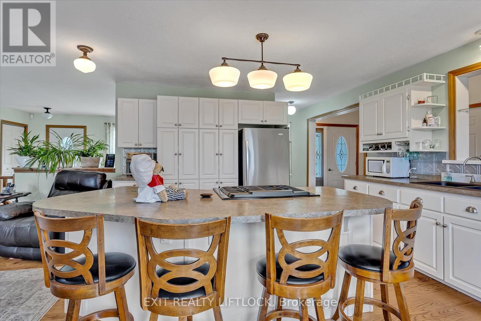 890 Stewart Line, Cavan Monaghan (Cavan Twp), Ontario  L0A 1C0 - Photo 10 - X12233407