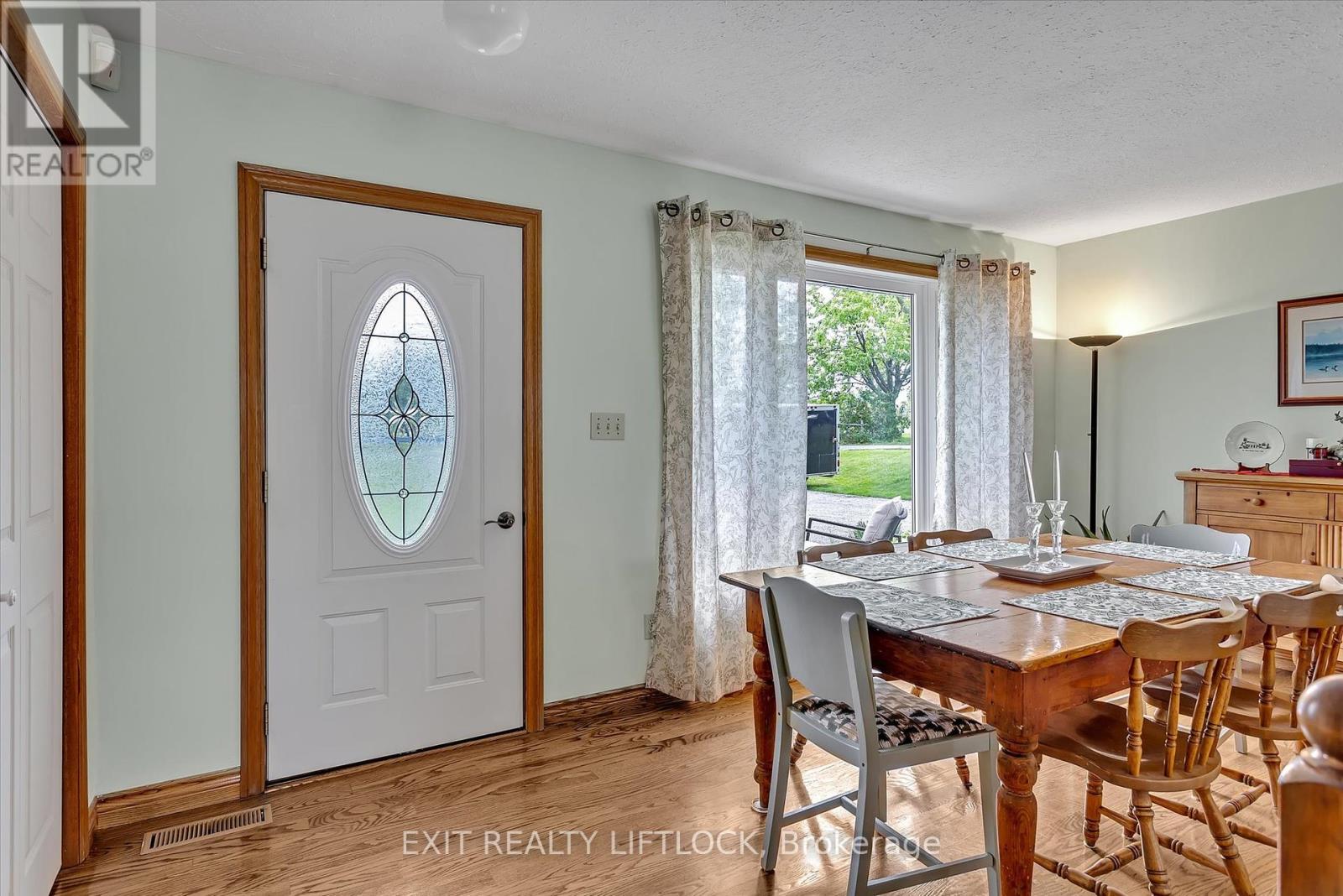 890 Stewart Line, Cavan Monaghan (Cavan Twp), Ontario  L0A 1C0 - Photo 4 - X12233407