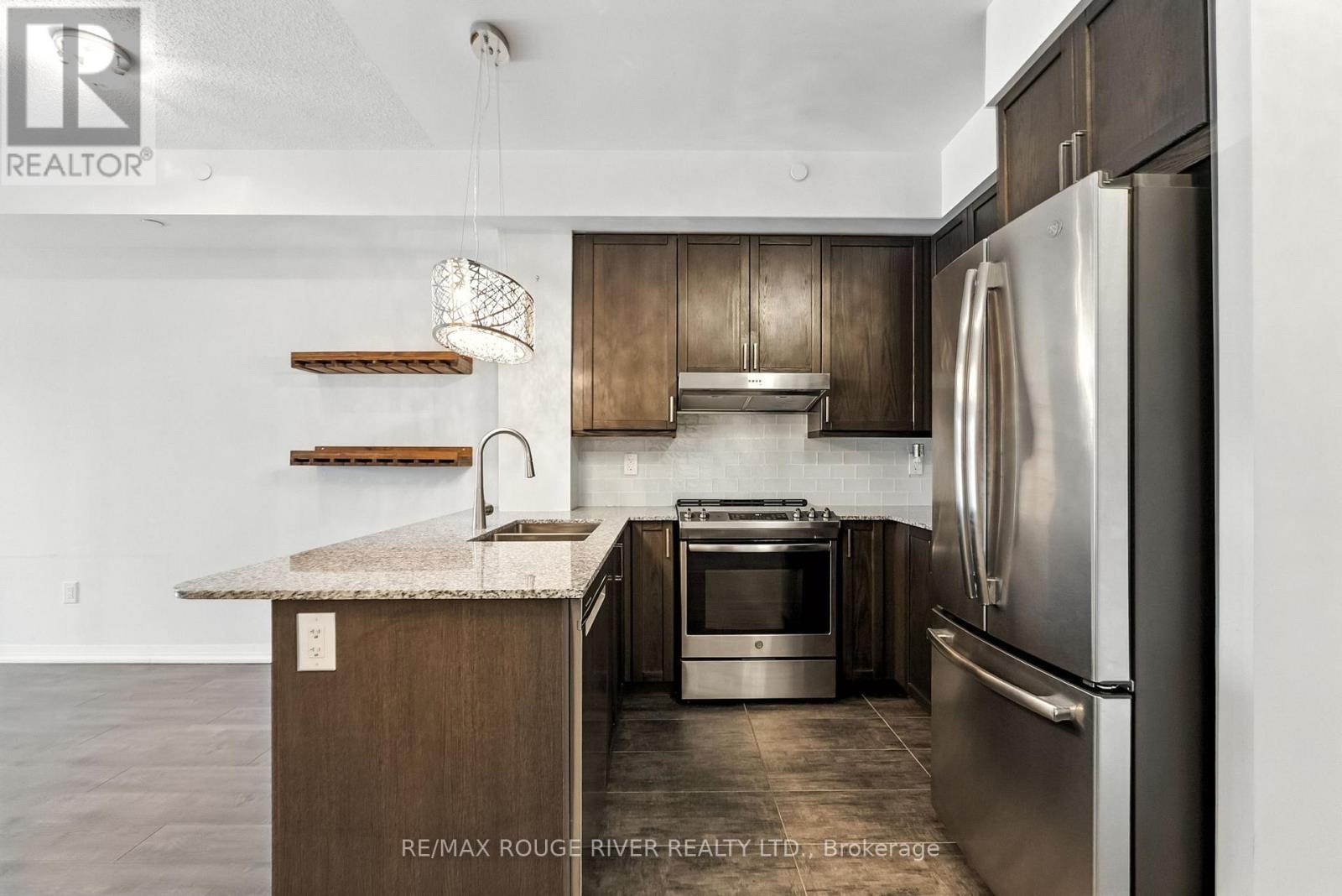 206 - 70 Shipway Avenue, Clarington (Newcastle), Ontario  L1B 0A1 - Photo 10 - E12233538