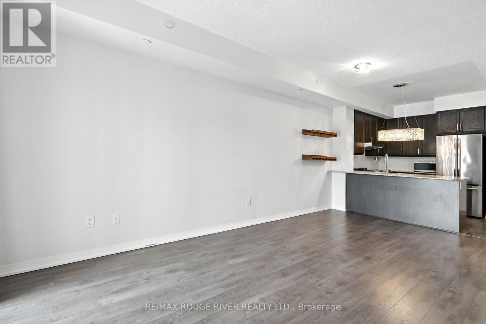 206 - 70 Shipway Avenue, Clarington (Newcastle), Ontario  L1B 0A1 - Photo 7 - E12233538