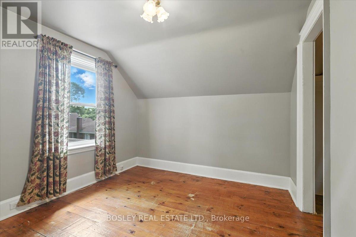 712 Park Street S, Peterborough South (West), Ontario  K9J 3T1 - Photo 14 - X12233406