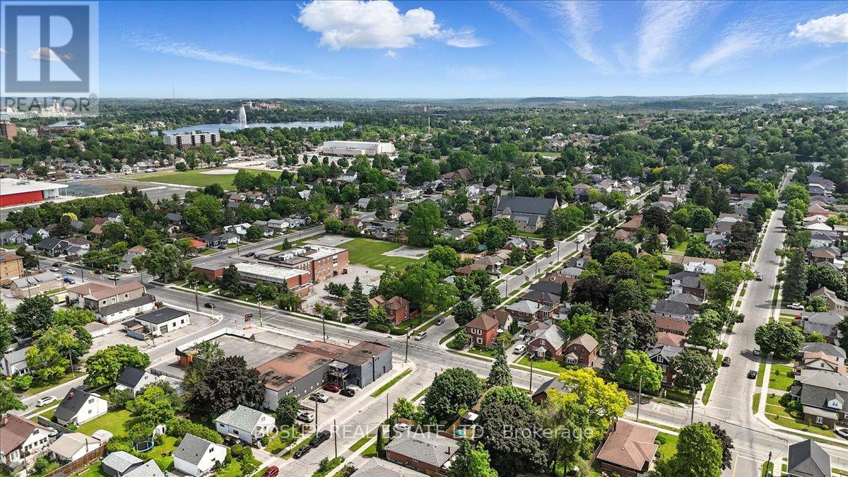 712 Park Street S, Peterborough South (West), Ontario  K9J 3T1 - Photo 28 - X12233406
