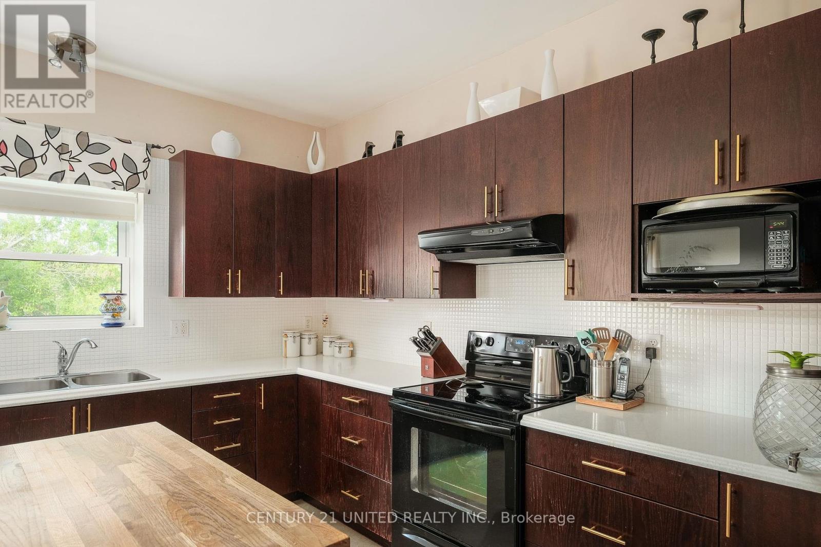 1480 Mill Line Road, Douro-Dummer, Ontario  K0L 2V0 - Photo 25 - X12233570
